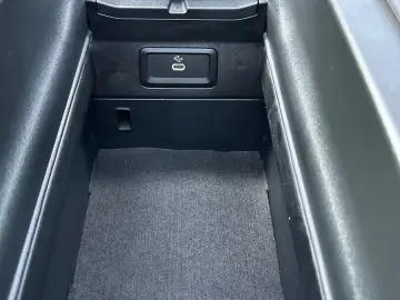 E 200 Autom AVANTGARDE 9G-TR PANORAMA KEYLESS-GO