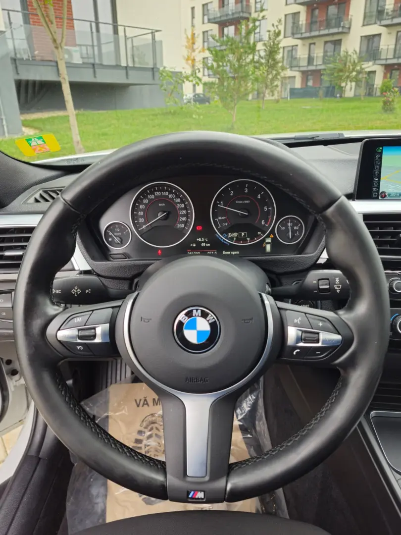 BMW 320D Sportline Facelift interior M