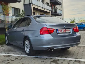 BMW Seria 318D E90 2011 Business Line