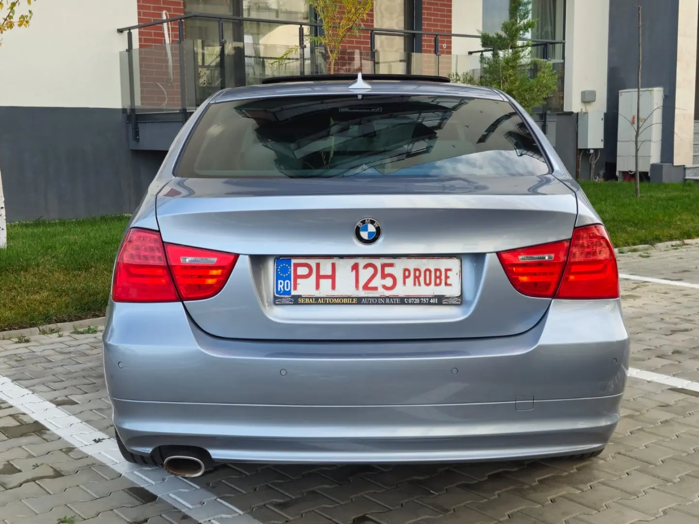 BMW Seria 318D E90 2011 Business Line