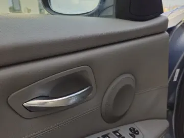 BMW Seria 318D E90 2011 Business Line