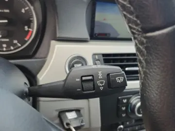 BMW Seria 318D E90 2011 Business Line