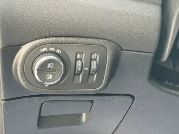 Opel   Zafira Tourer 2.0 CDTI Active