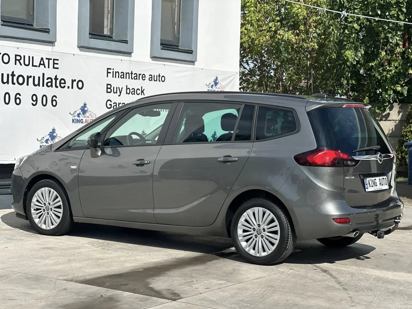 Opel   Zafira Tourer 2.0 CDTI Active