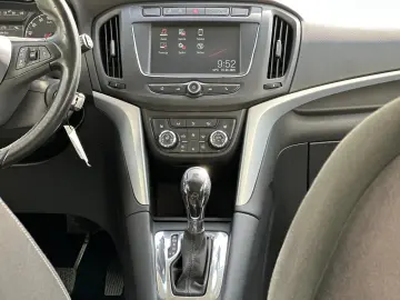 Opel   Zafira Tourer 2.0 CDTI Active