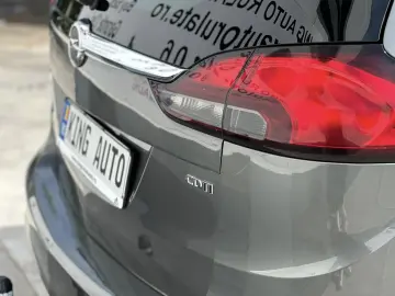 Opel   Zafira Tourer 2.0 CDTI Active