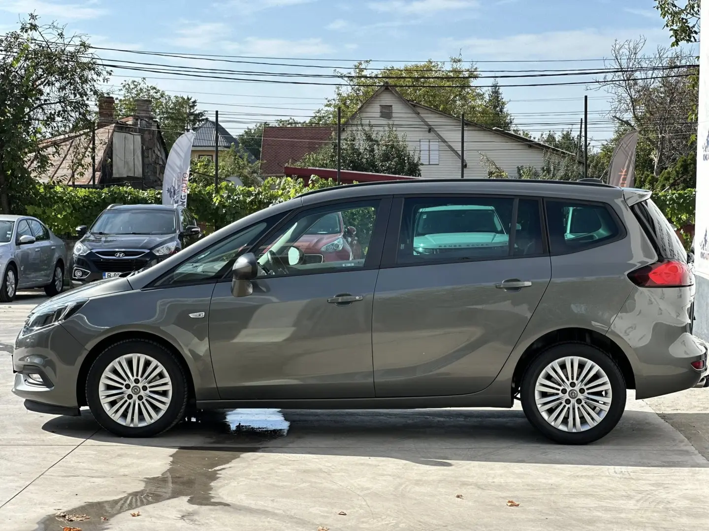 Opel   Zafira Tourer 2.0 CDTI Active