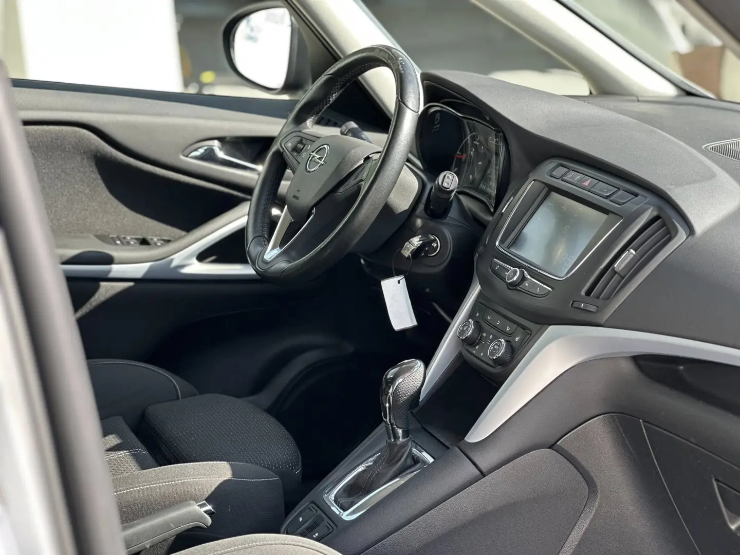 Opel   Zafira Tourer 2.0 CDTI Active