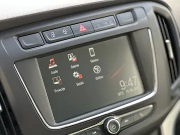 Opel   Zafira Tourer 2.0 CDTI Active