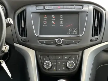 Opel   Zafira Tourer 2.0 CDTI Active