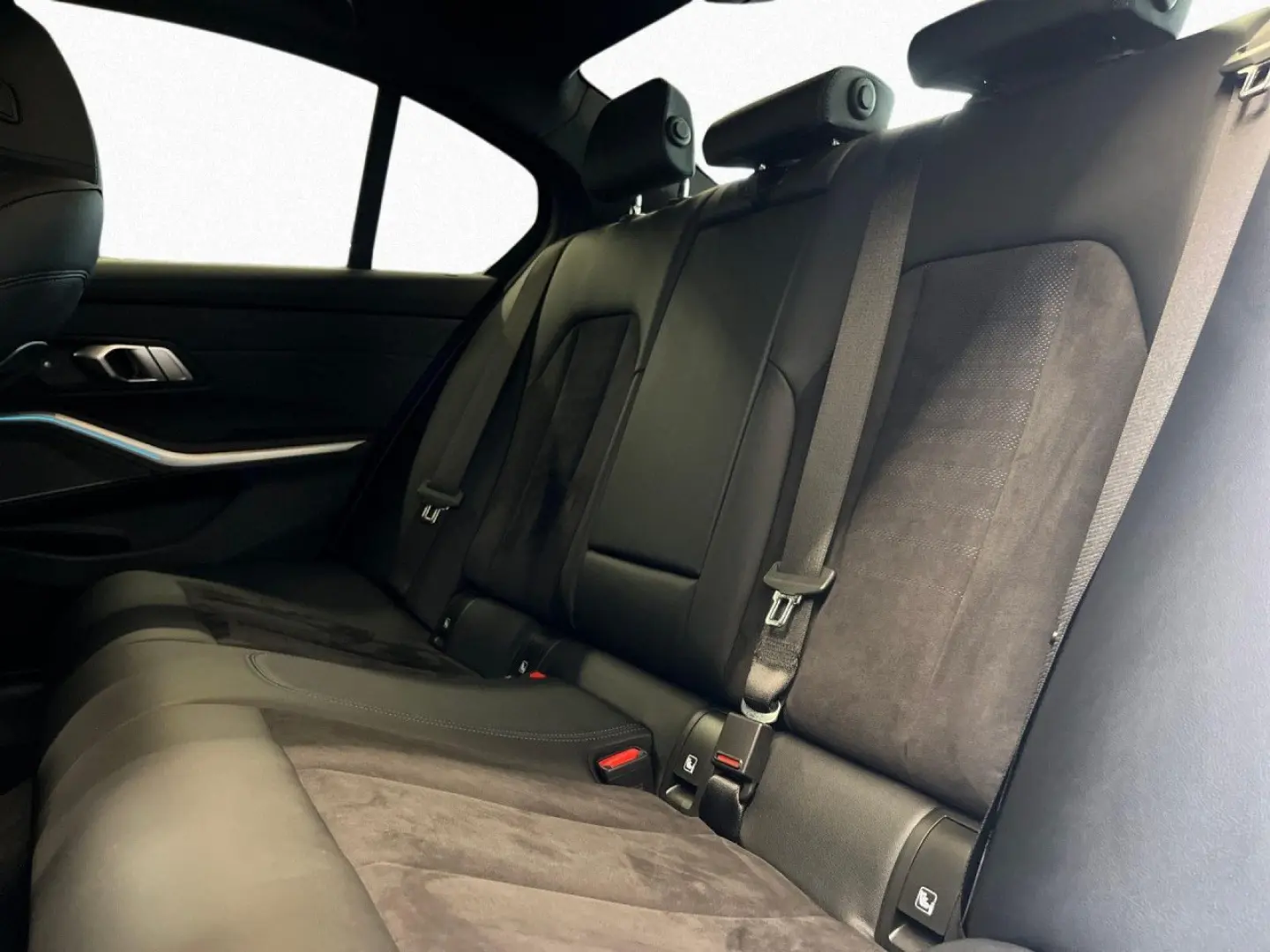 330e xDri M Sport DAProf PA H K LCProf HUD 19LM