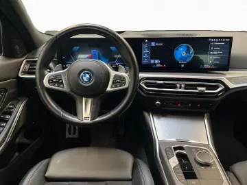 330e xDri M Sport DAProf PA H K LCProf HUD 19LM