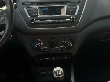 HYUNDAI I20 1.4 YES!
