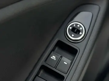 HYUNDAI I20 1.4 YES!