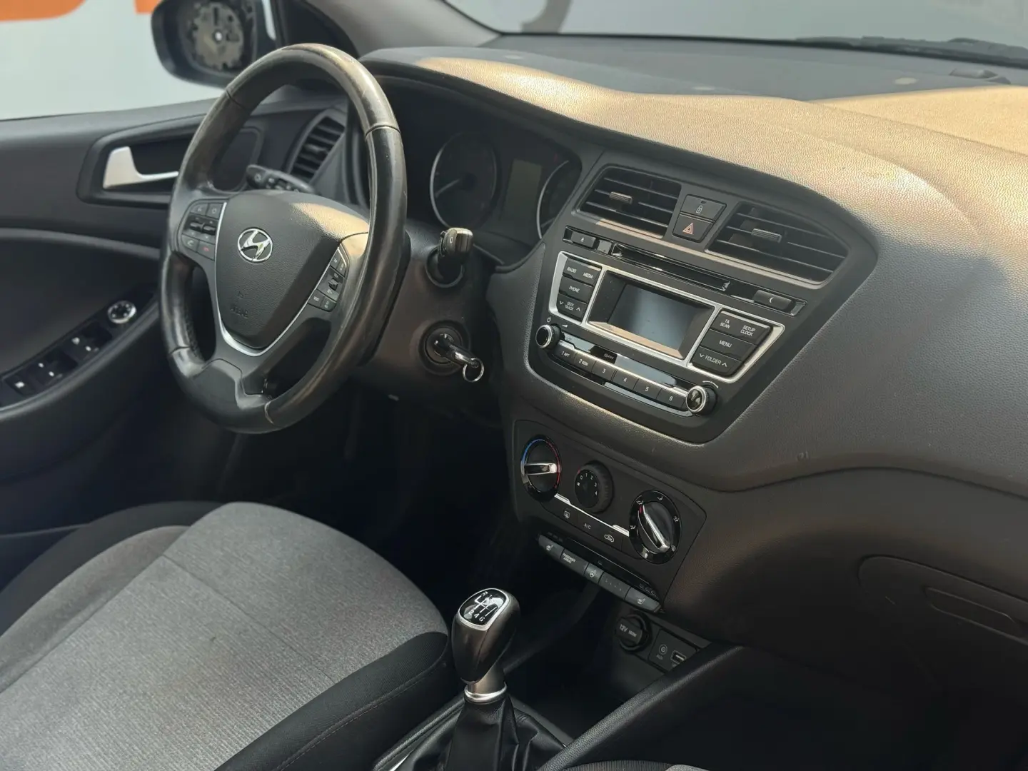 HYUNDAI I20 1.4 YES!