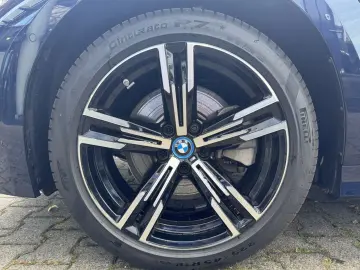 330e xDrive Limo M Sport eSitze ACC DA PA AD-LED