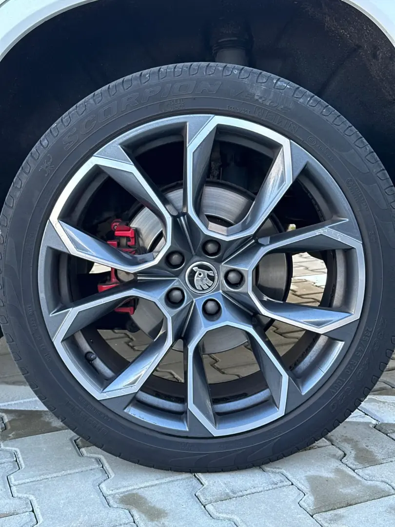 SKODA KODIAQ 2019 VRS  2.0TDI 4X4 Business