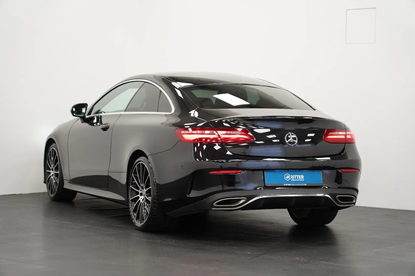 E200 Coupe AMG Line PANO Burmester Kamera MOPF