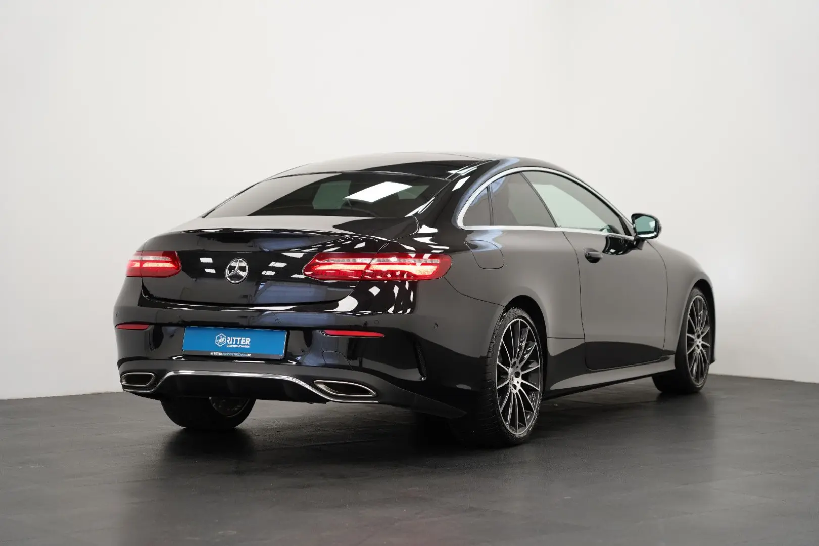 E200 Coupe AMG Line PANO Burmester Kamera MOPF