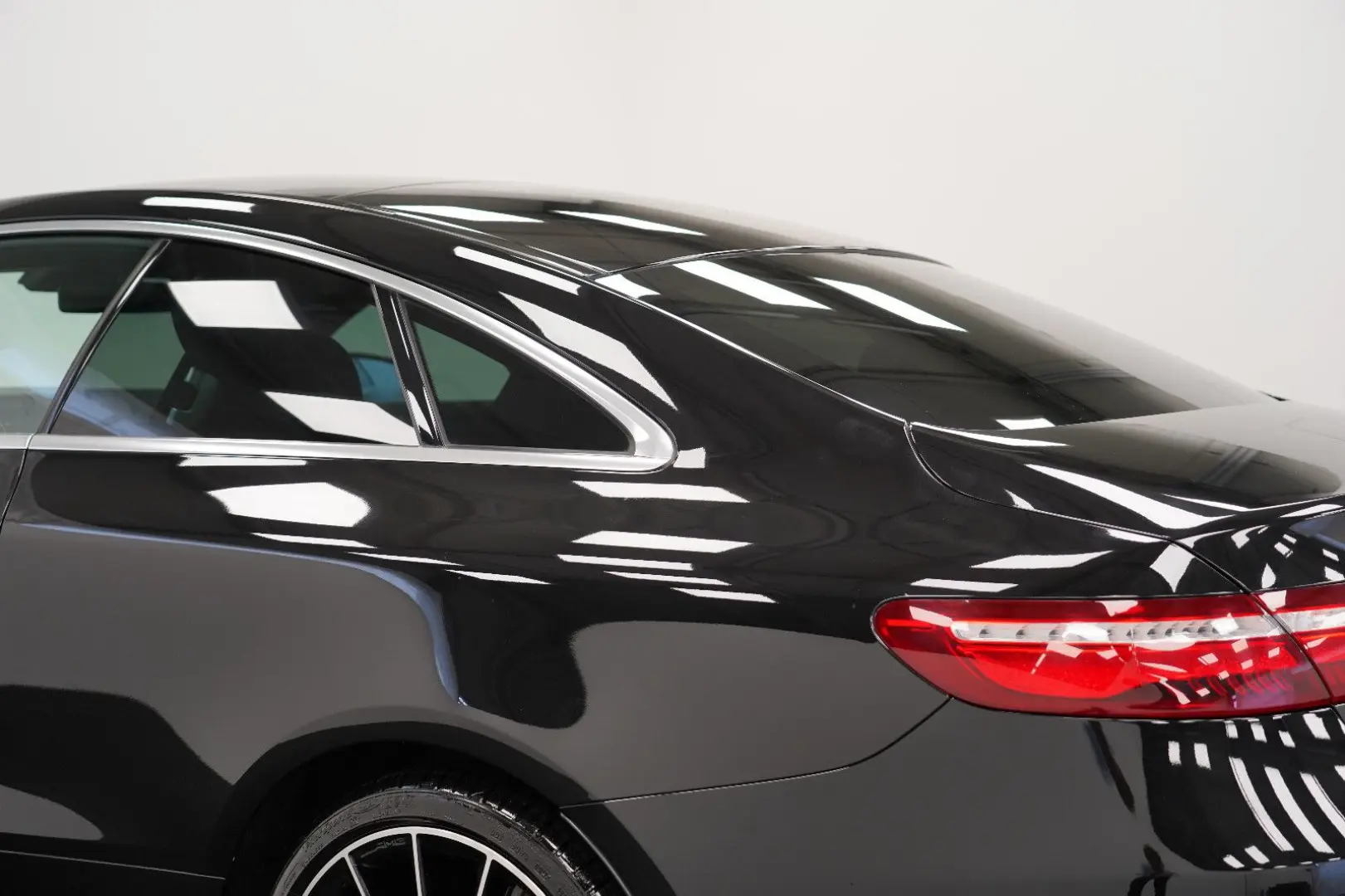 E200 Coupe AMG Line PANO Burmester Kamera MOPF