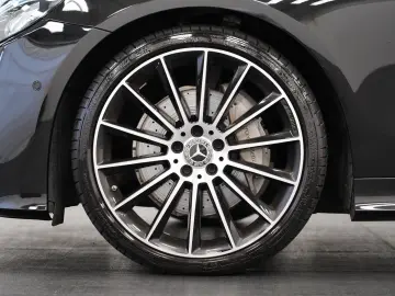 E200 Coupe AMG Line PANO Burmester Kamera MOPF