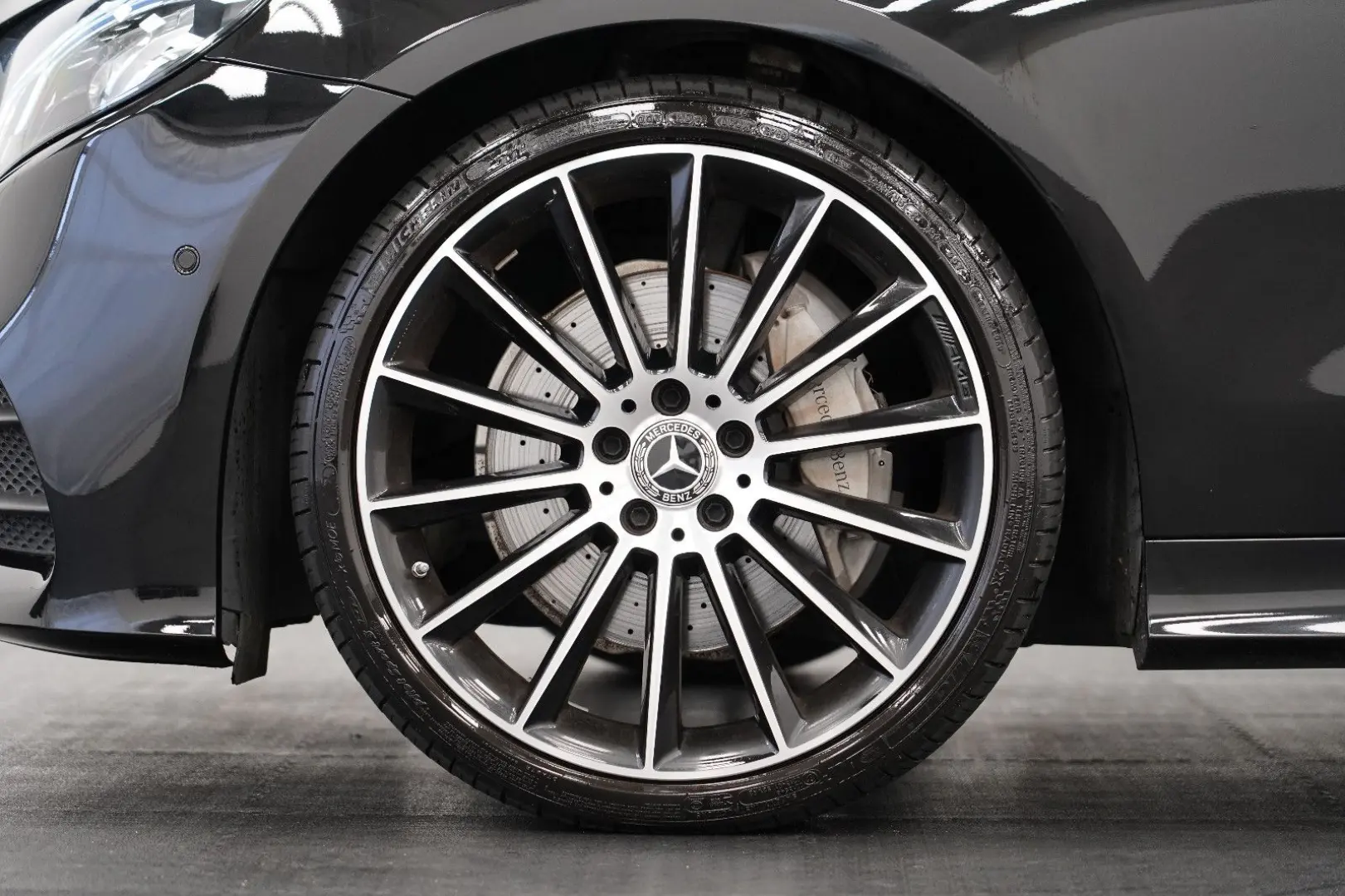 E200 Coupe AMG Line PANO Burmester Kamera MOPF