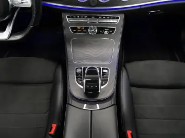 E200 Coupe AMG Line PANO Burmester Kamera MOPF