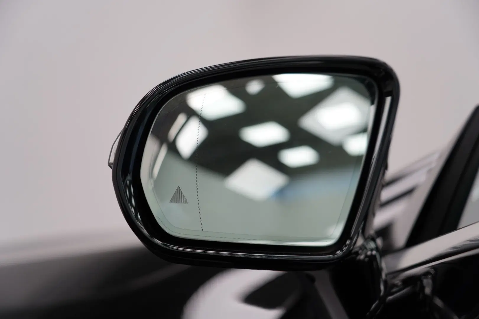 E200 Coupe AMG Line PANO Burmester Kamera MOPF