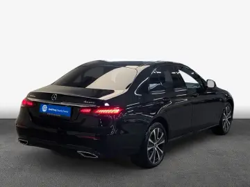 E 300 de 4M Avantgarde AHK Distro PANO Wide NIgh