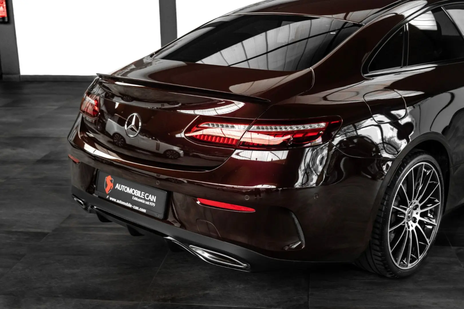 E 450 4M COUPÉ #AMG LINE #RUBELLITROT #1.HAND