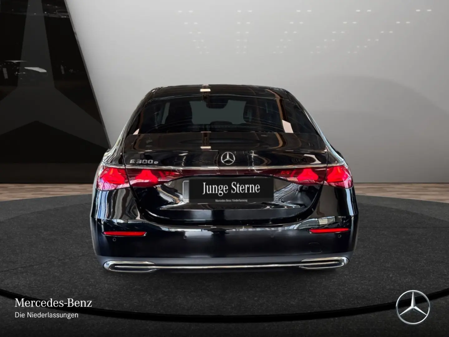 E 300 e Avantgarde Adv.  DIGI Fahrass  DISTR 360