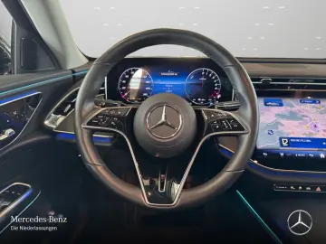 E 300 e Avantgarde Adv.  DIGI Fahrass  DISTR 360