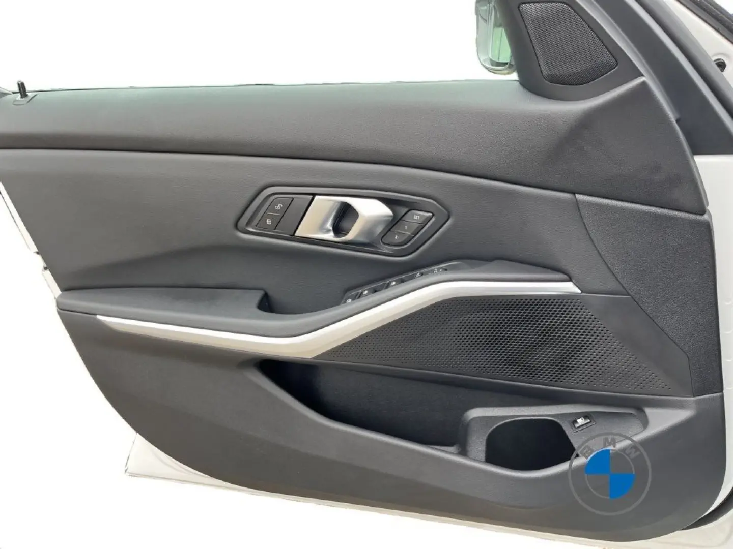 330e xDrive Limousine M Sportpaket 18  Schiebeda