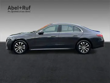 E 220 d AVANTGARDE LED MBUX DISTR LrHz DAB AHK