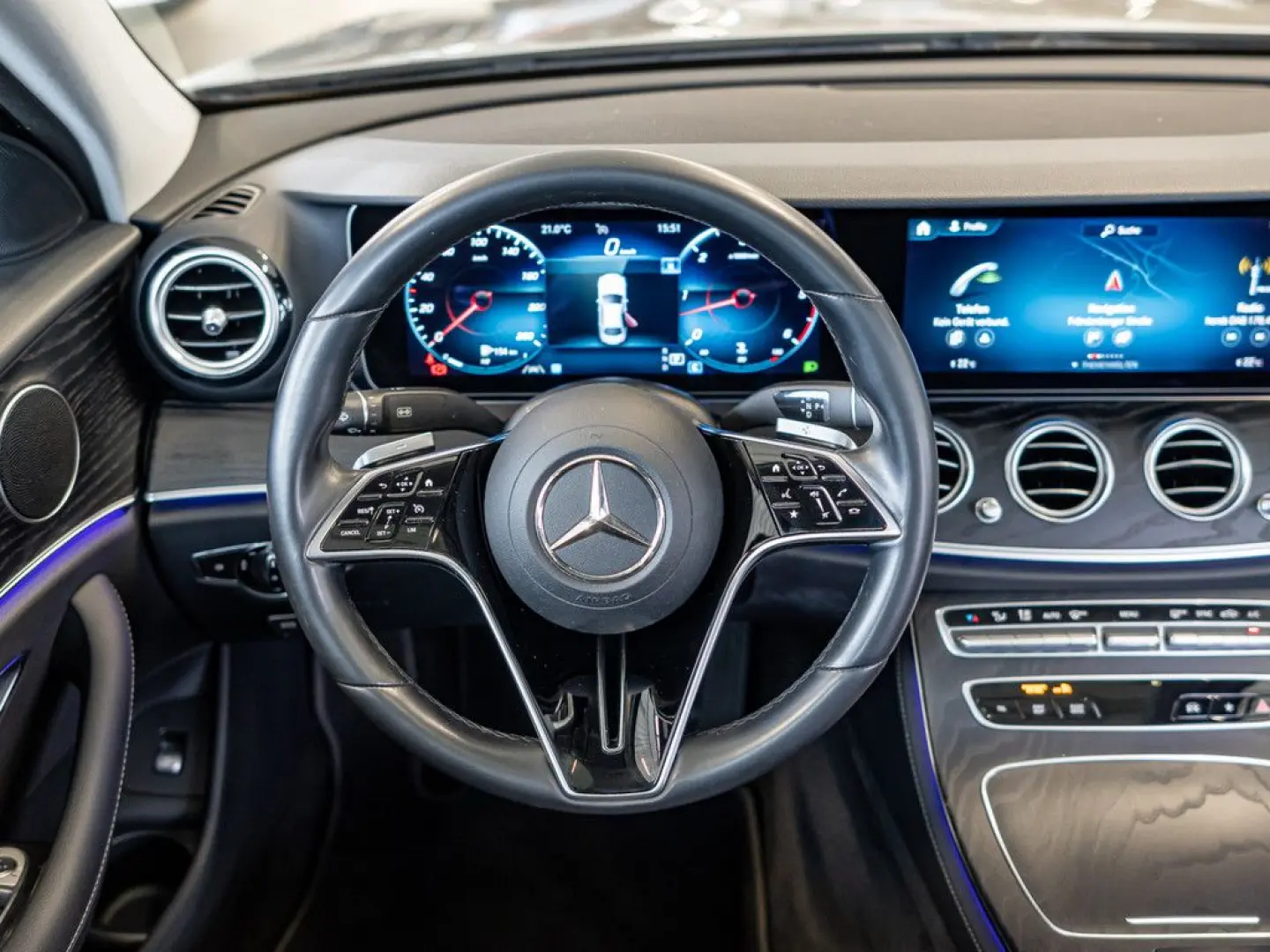 E 400 d 4M Avantgarde LED Pano Navi SHD Kamera S