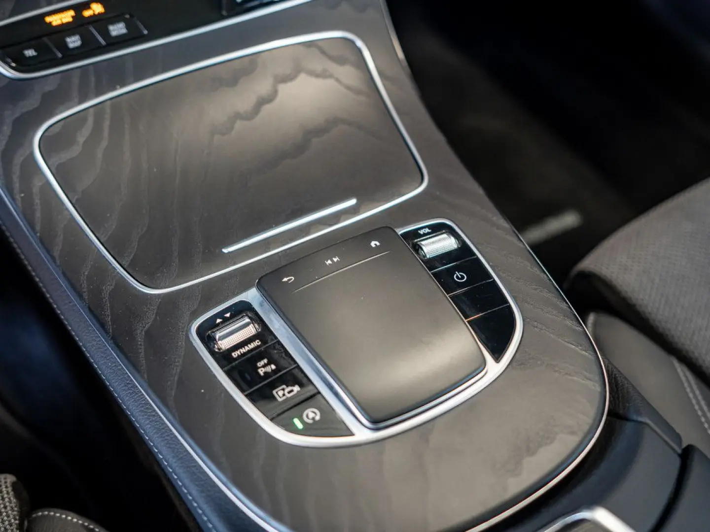 E 400 d 4M Avantgarde LED Pano Navi SHD Kamera S