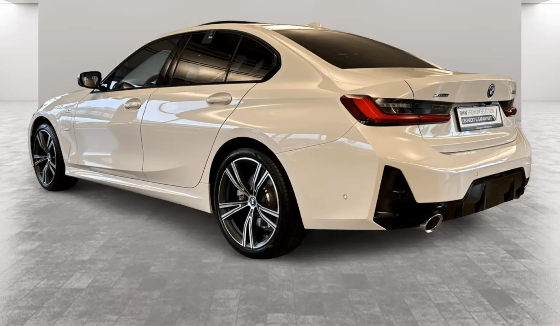 330e xDrive Limousine M Sport inkl. Winterräder