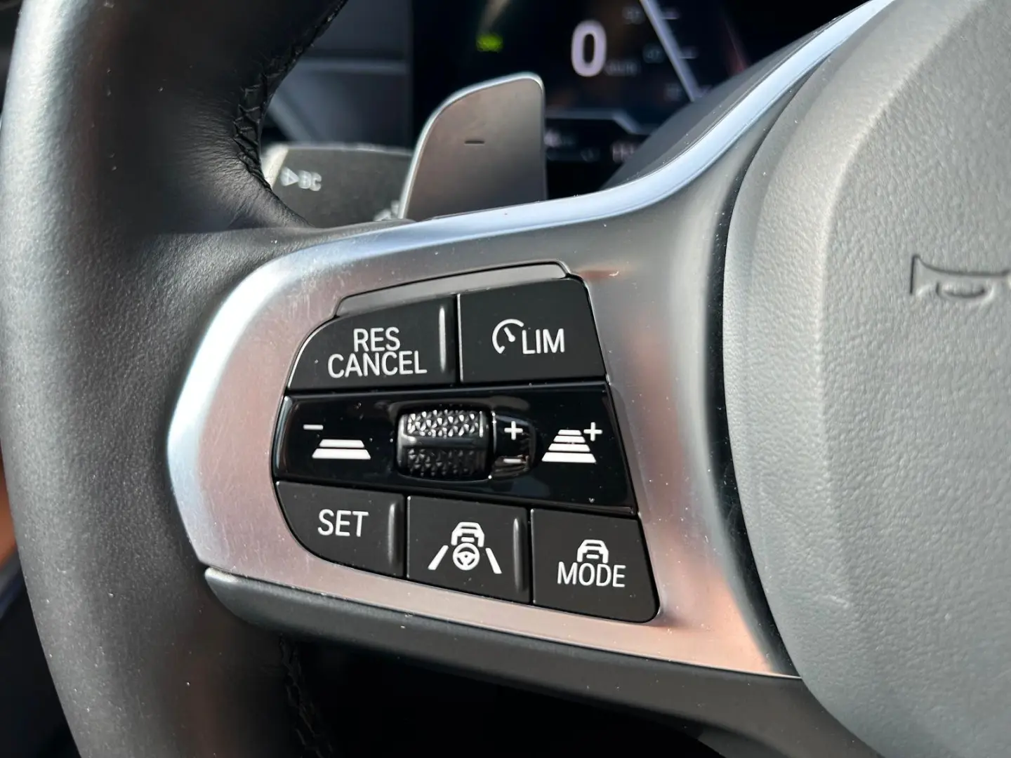 330 i xDrive M Sport Laser ACC GSD HUD 360  H&K