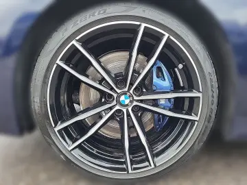 330i xDrive Lim M SPORT INDIVI TANSANITBLAU 360