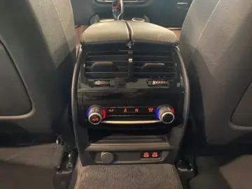 530 e xDrive Lim M Sportpaket Navi Leder LED Kom