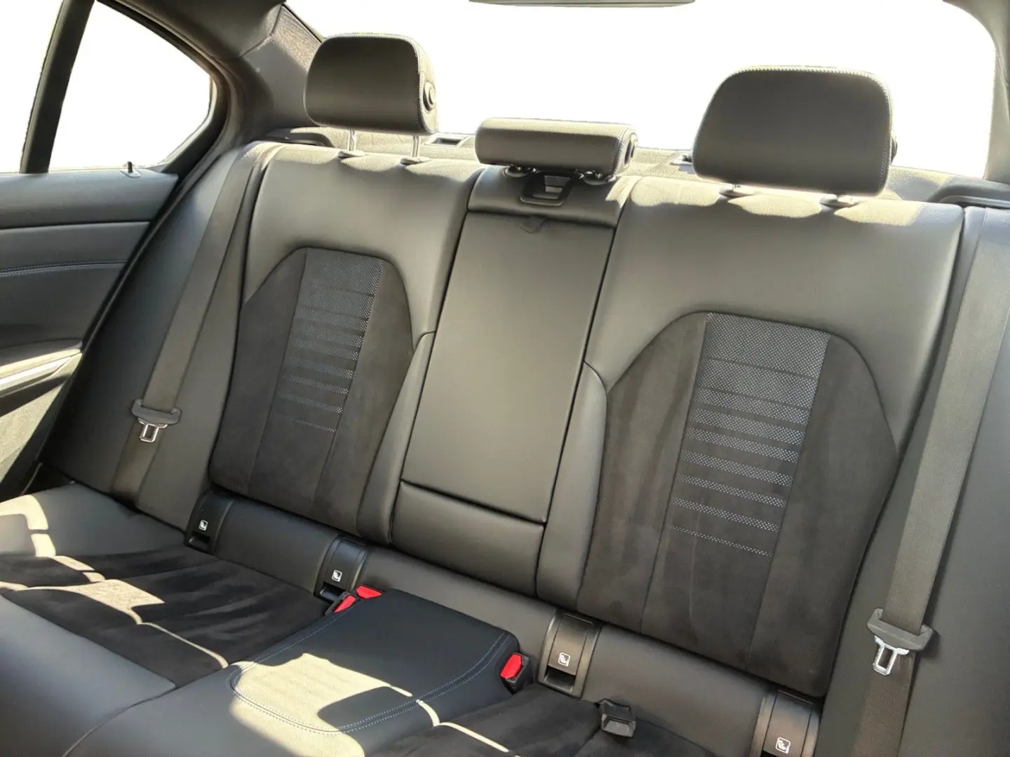 320d xDrive M Sport ACC ADAPTLED STNDHZNG HEADUP