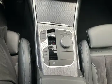 330i xDrive Lim. M Sport PRO LC Plus ad.LED H K