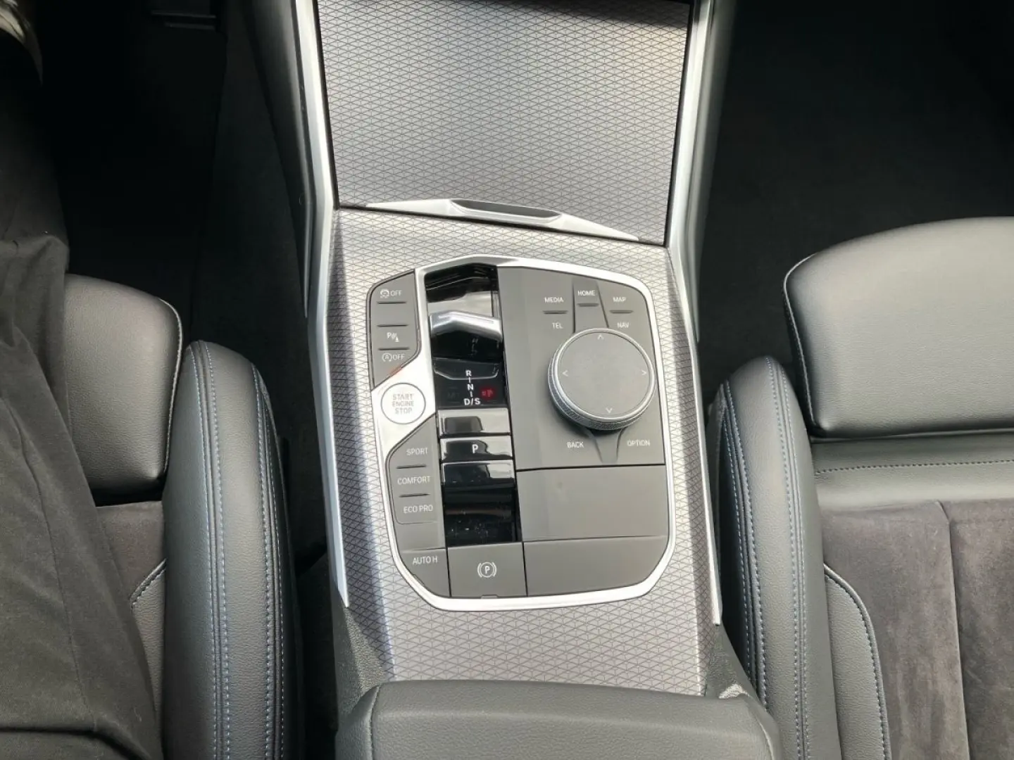 330i xDrive Lim. M Sport PRO LC Plus ad.LED H K