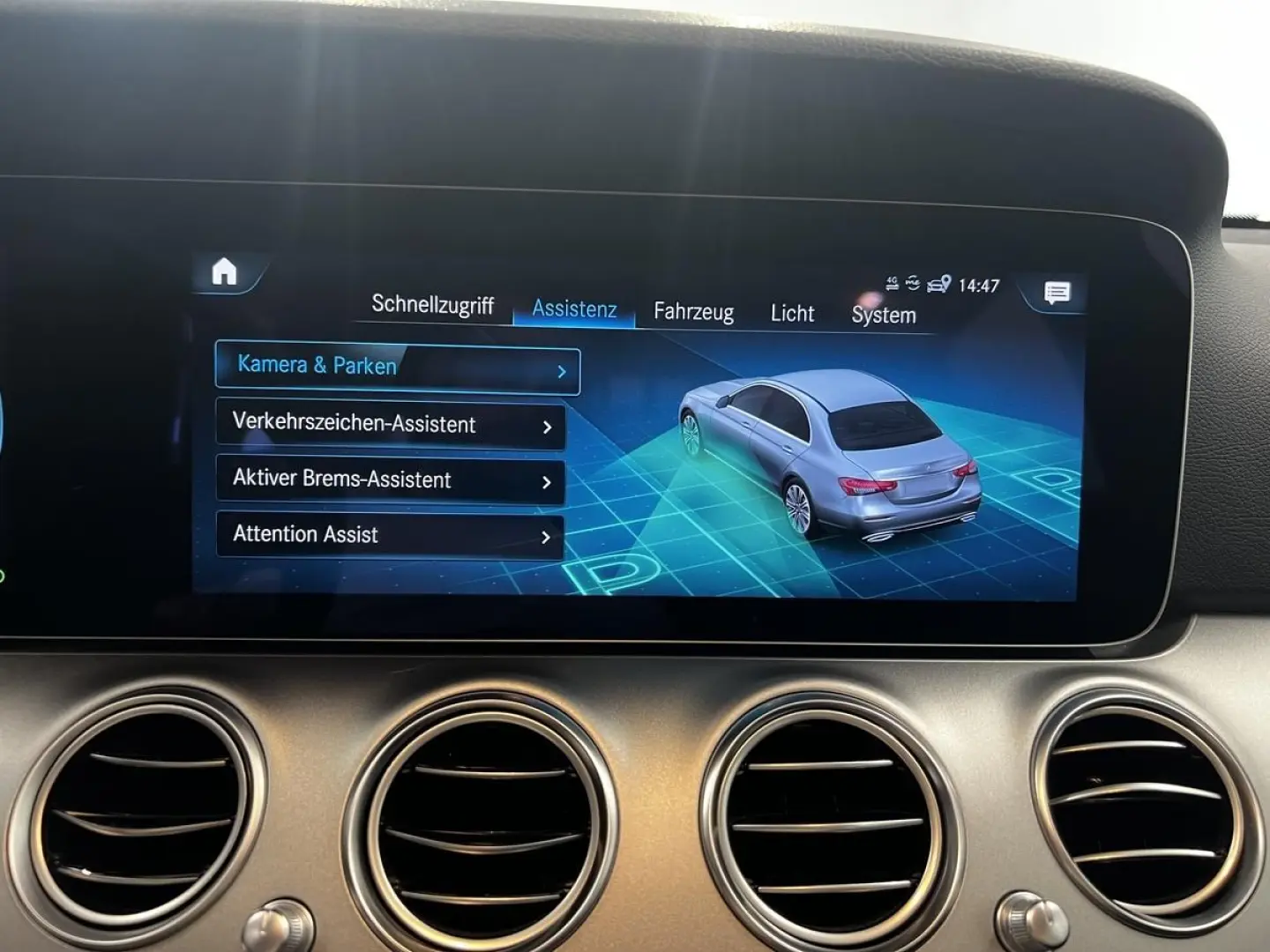 E 300 E300e CarPlay Kamera NAVI Burmester