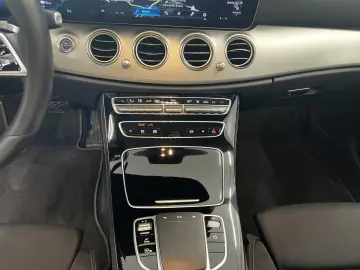 E 300 E300e CarPlay Kamera NAVI Burmester