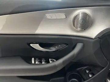 E 300 E300e CarPlay Kamera NAVI Burmester