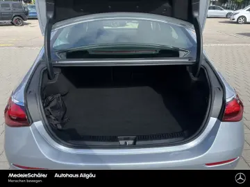 E 300 de 4M Avantgarde  Distronic LED Kamera