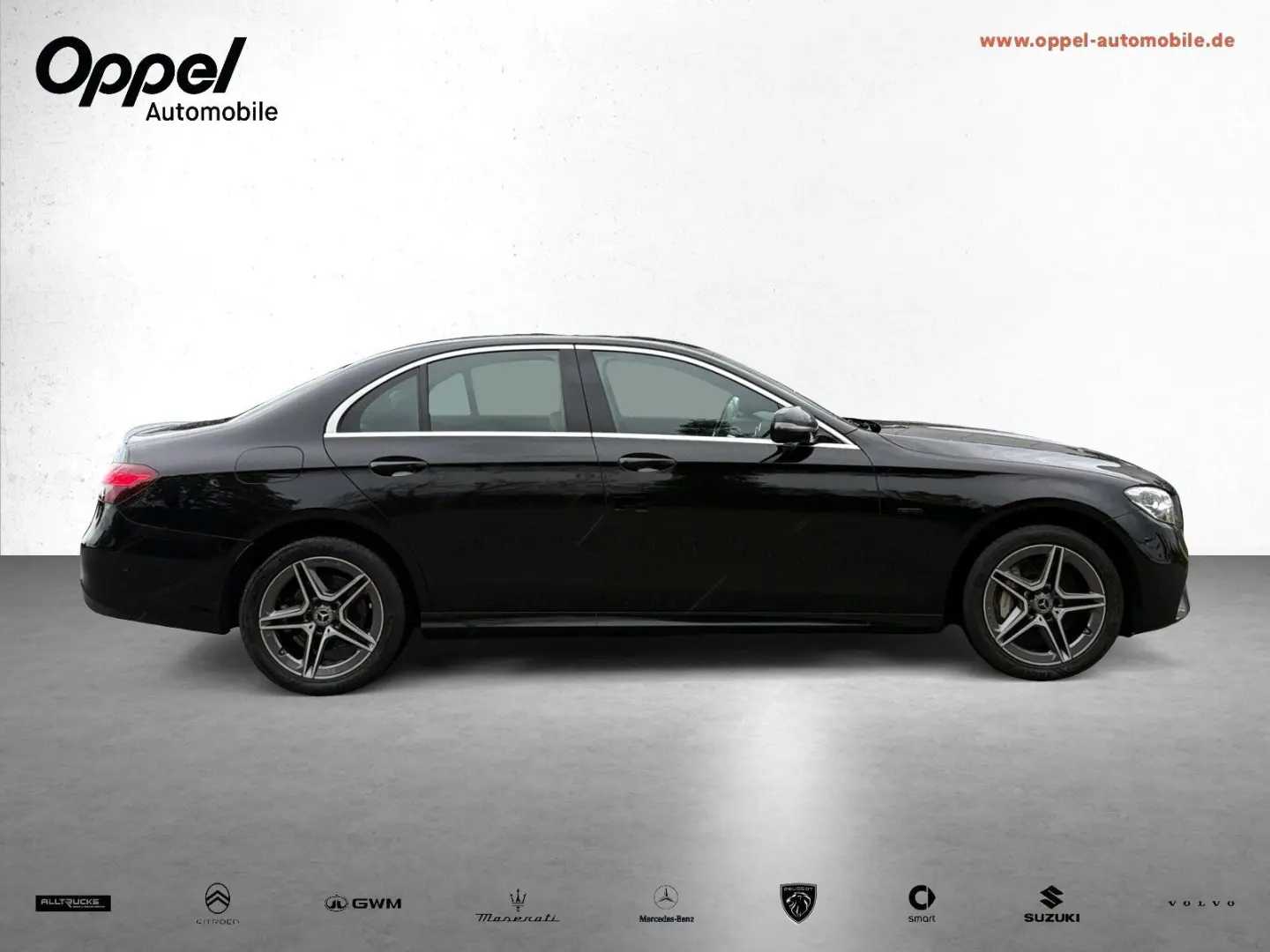 E 300 e AMG Line 4Matic CAR-PLAY RFK NAVI SITZH