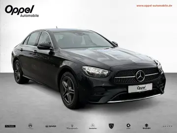 E 300 e AMG Line 4Matic CAR-PLAY RFK NAVI SITZH