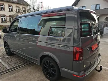 T6.1 California California Beach Camper Edition